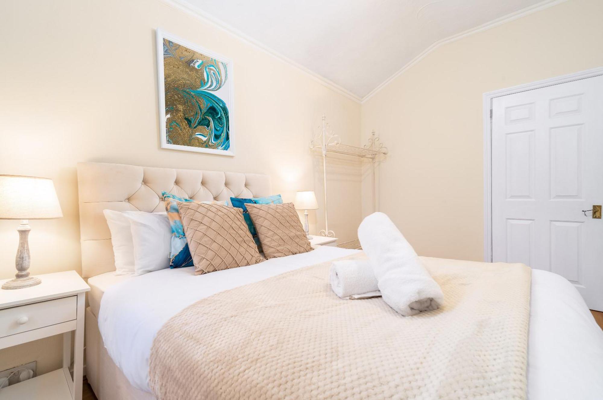 Luxury 3 Bedroom House - Harborne - Parking - Garden - Wifi & Netflix 122G Birmingham Exteriér fotografie